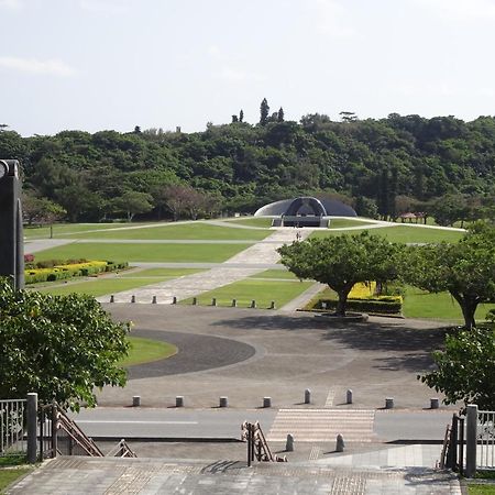 Minshuku Itoman Bettei Goyukkuri Hotel Exterior foto